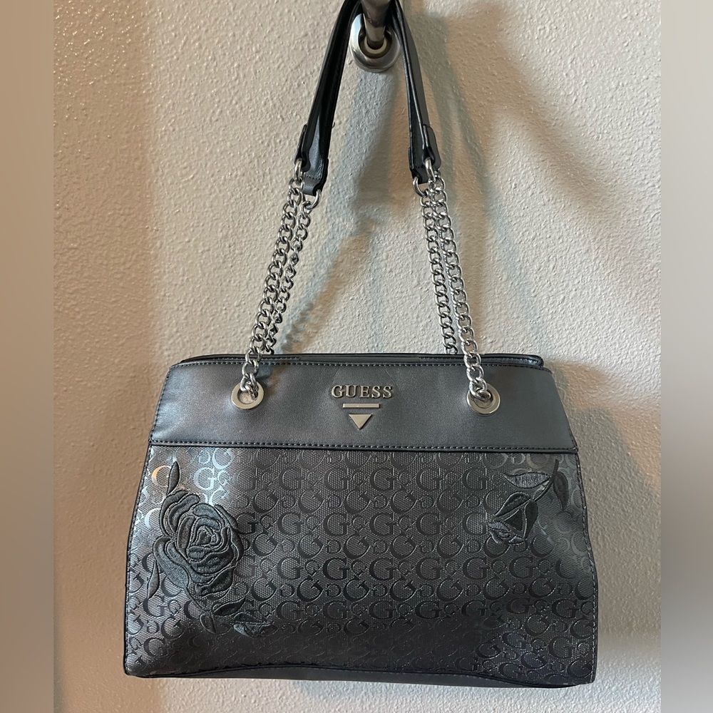 Gorgeous Guess handbag